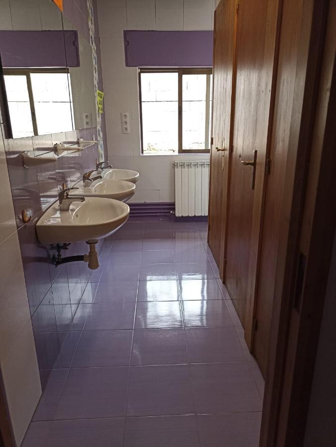 Albergue De Siresa ภายนอก รูปภาพ